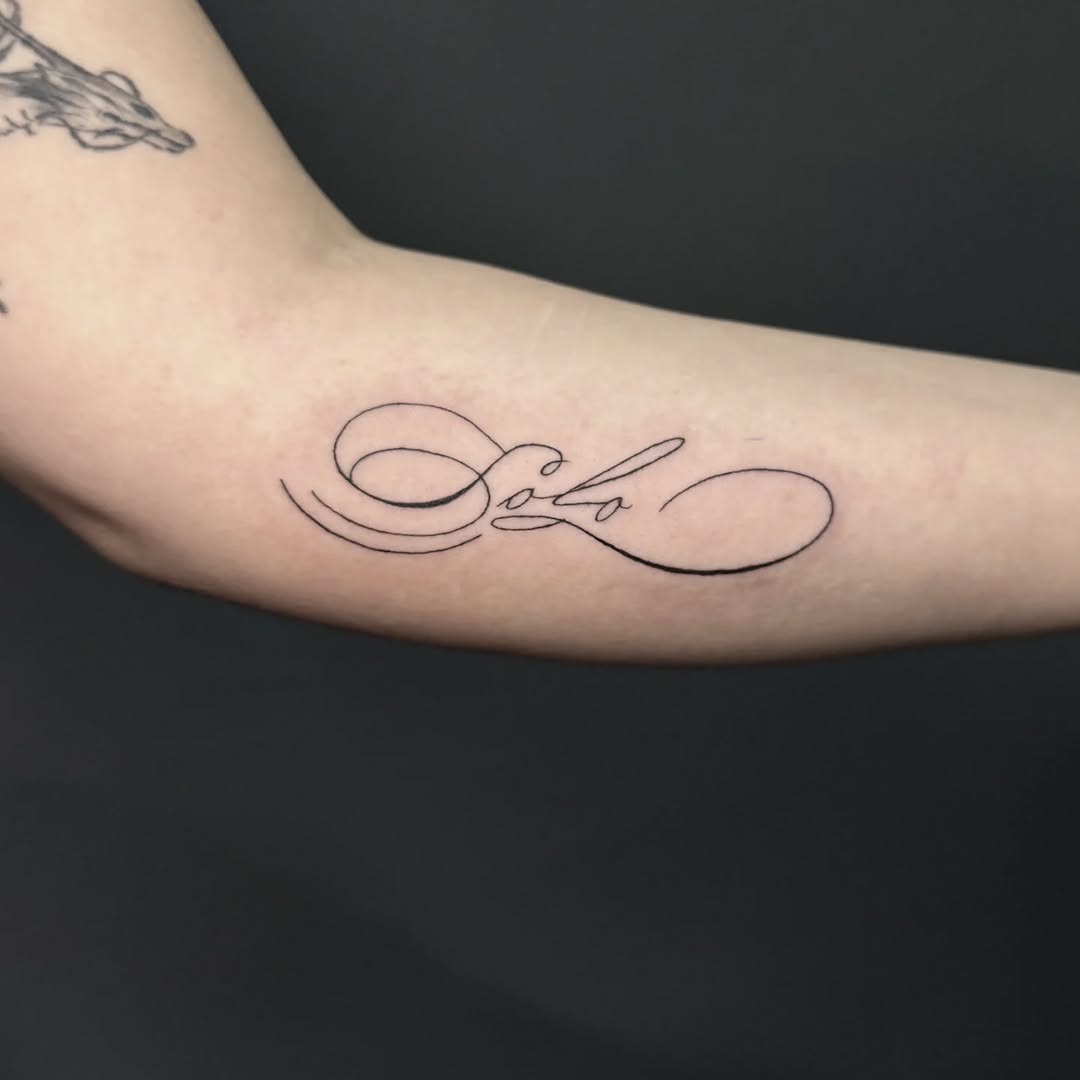 Tatuaje Cosmo Tattoo CDMX
