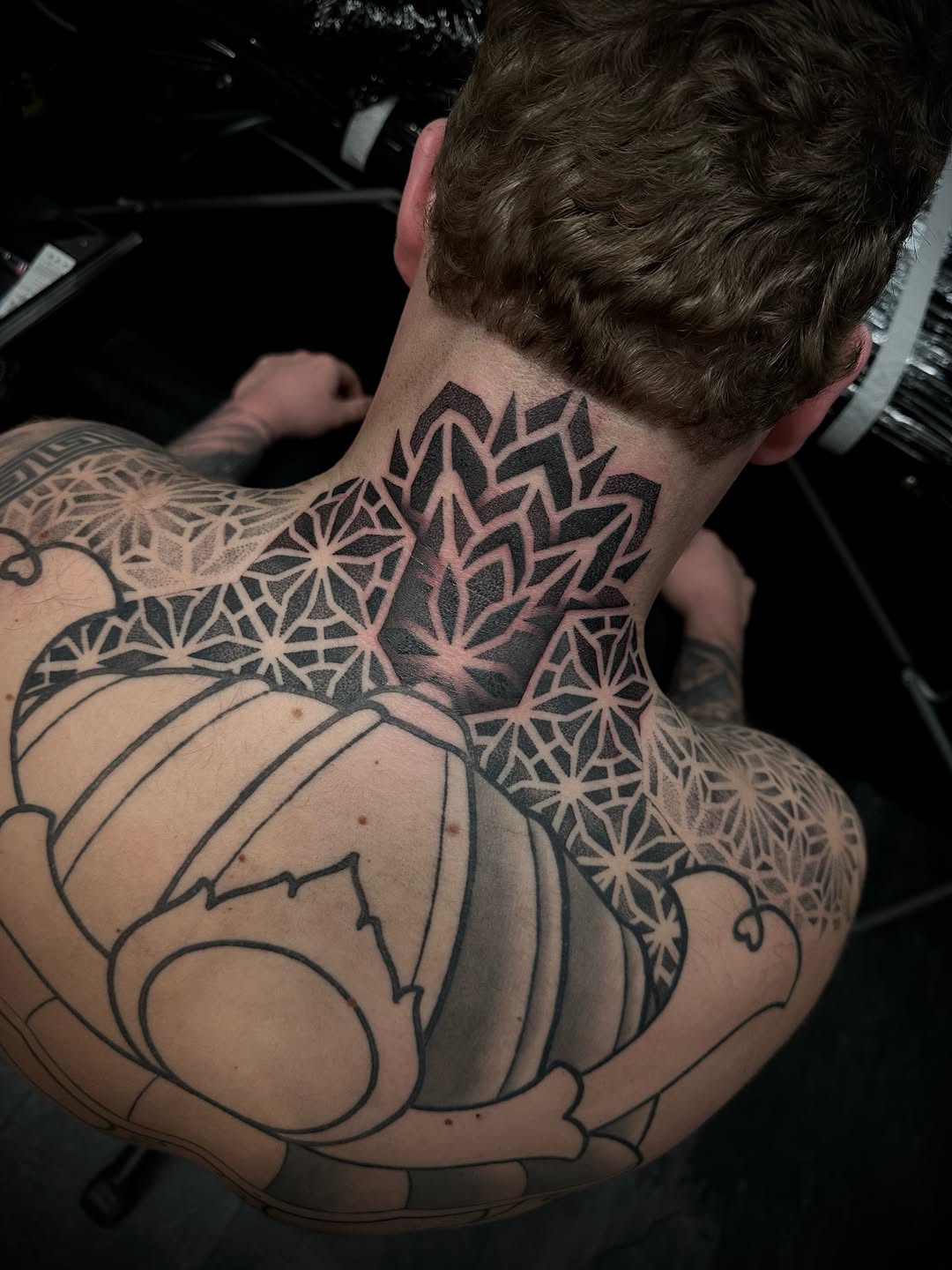 GEOMETRIC DOTWORK AND BLACKWORK TATTOOER - MANCHESTER UK work 8