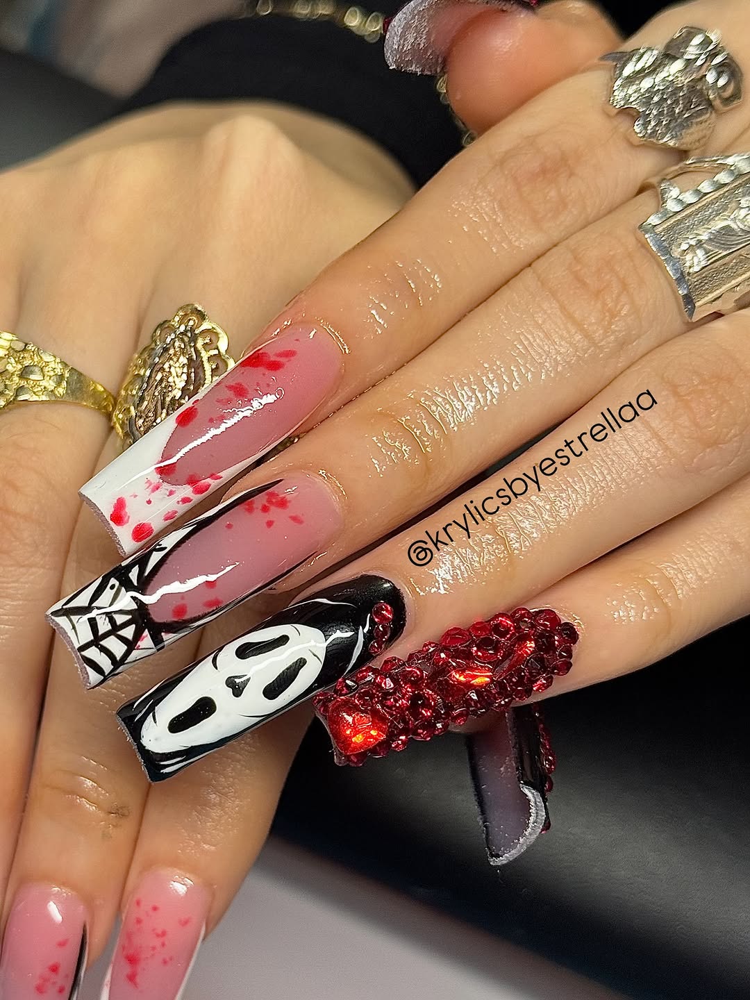 Krylic's by Estrella work