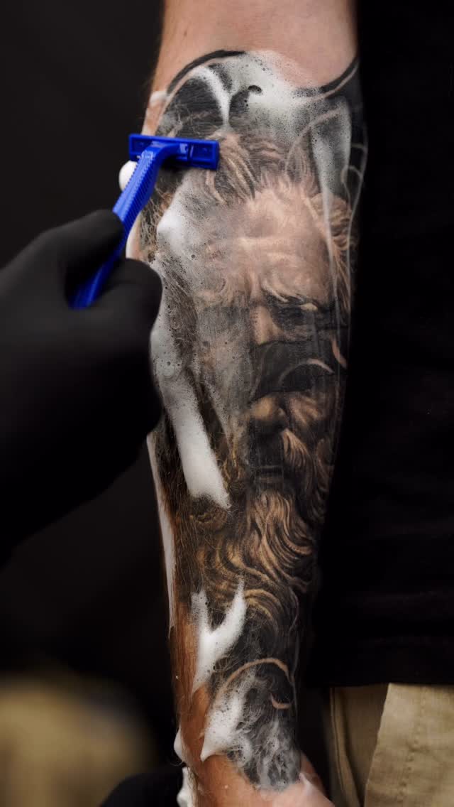 Black and gray realism tattoo by Prettyboytatt