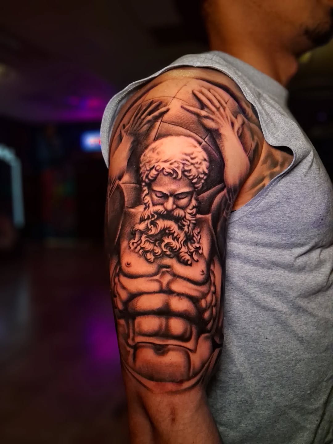 Tattoo by @tattoosbyrs3